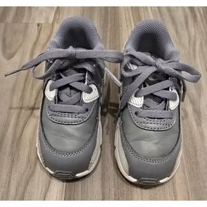 Toddler Nike Air Max 90 Sneakers - Gray & White | Durable, Stylish, Breathable
